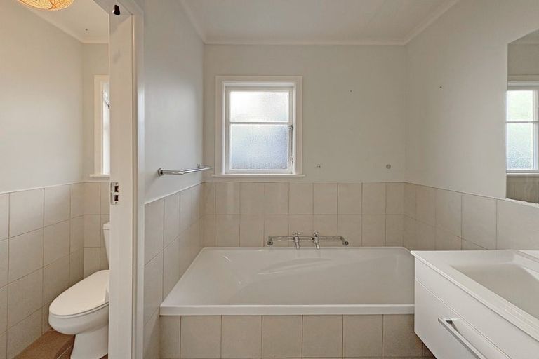 Photo of property in 25a Ikitara Road, Whanganui East, Whanganui, 4500