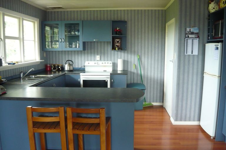 Photo of property in 42 Parsonage Road, Waimate, 7924