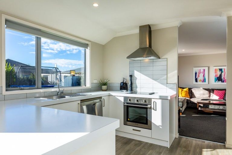 Photo of property in 15 De Castro Drive, Blenheim, 7201