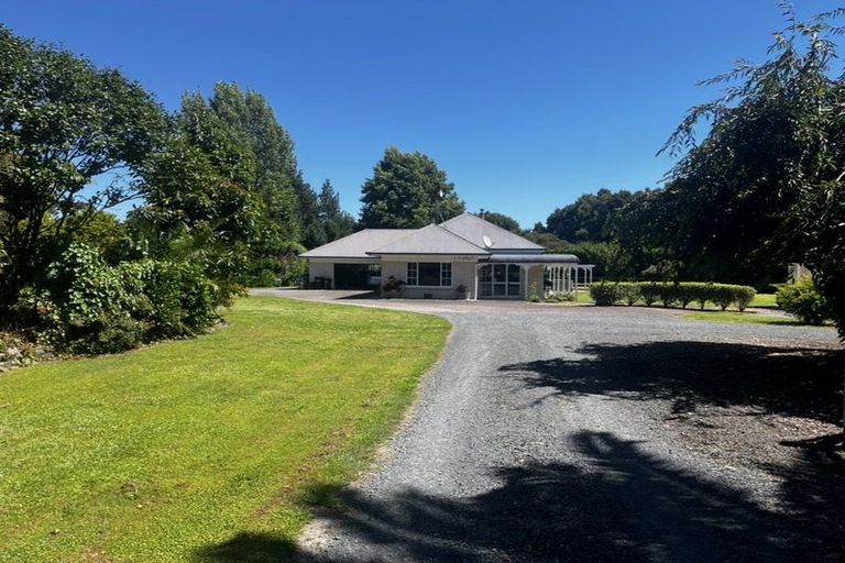 Photo of property in 10 Oakshott Road, Ngahinapouri, Te Awamutu, 3876