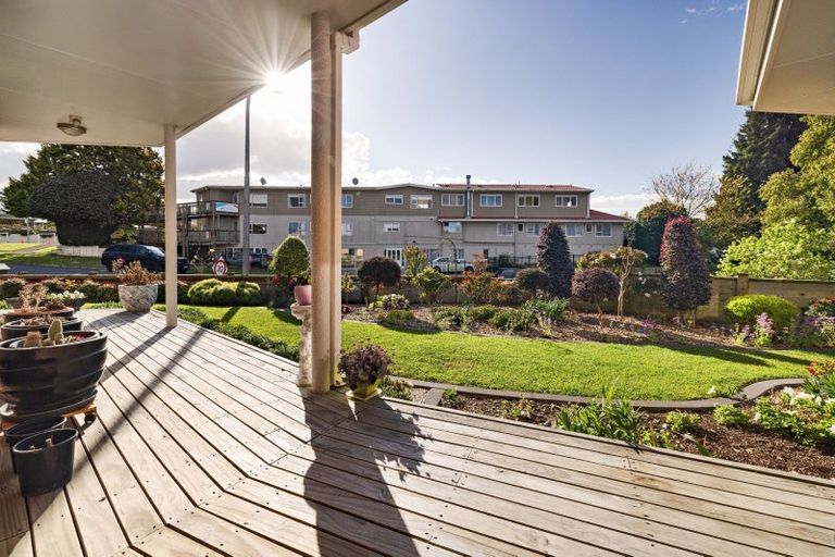 Photo of property in 62a Oxford Street, Te Puke, 3119