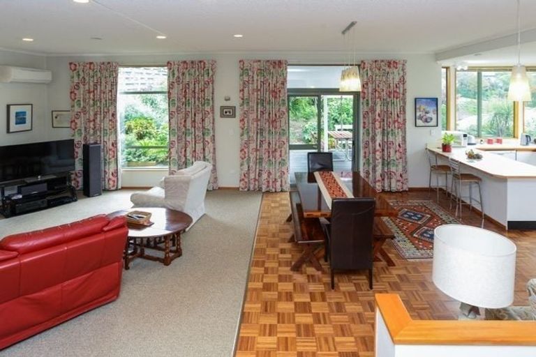 Photo of property in 2b Toop Street, Havelock North, 4130