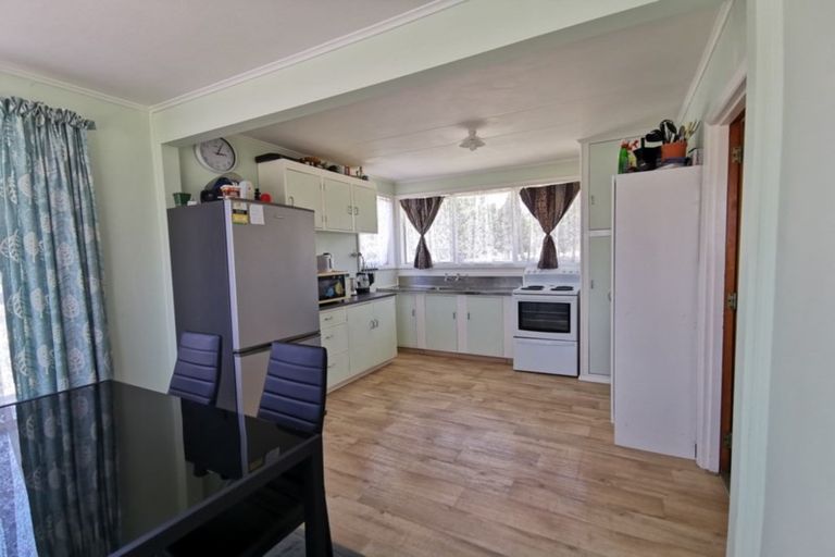 Photo of property in 83 Kitchener Street, Wairoa, 4108