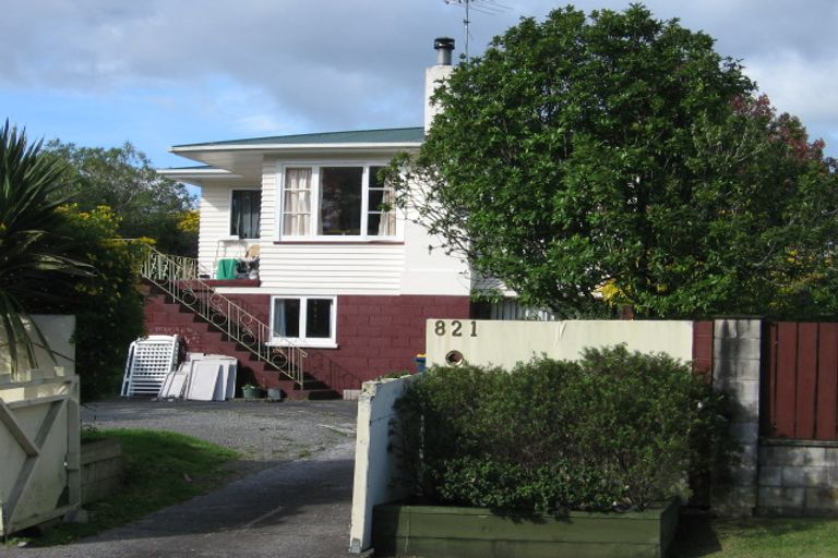 Photo of property in 821 Te Atatu Road, Te Atatu Peninsula, Auckland, 0610