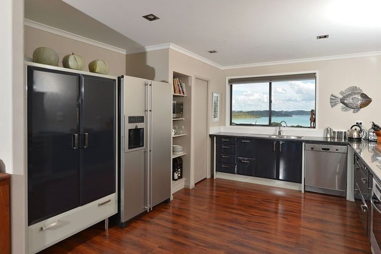 Photo of property in 29 Kiteone Road, Parua Bay, Whangarei, 0174