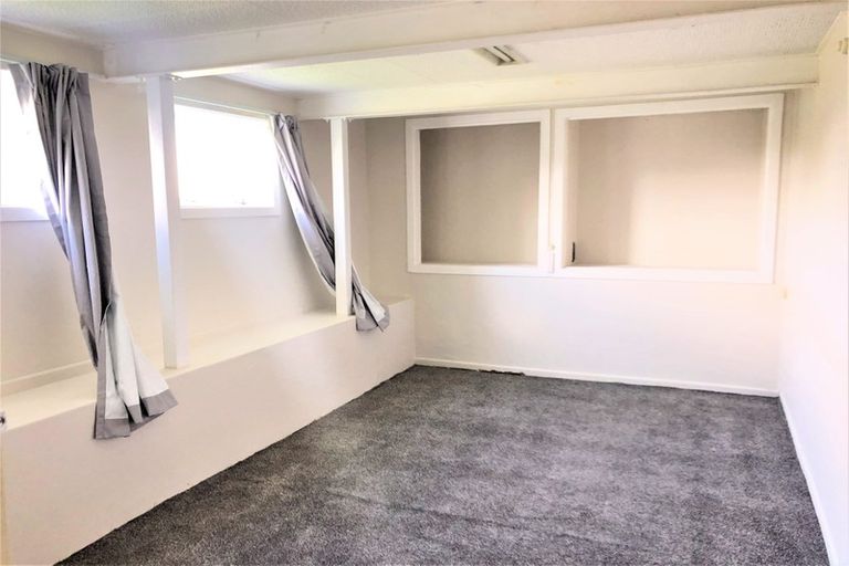 Photo of property in 259 Don Buck Road, Massey, Auckland, 0614