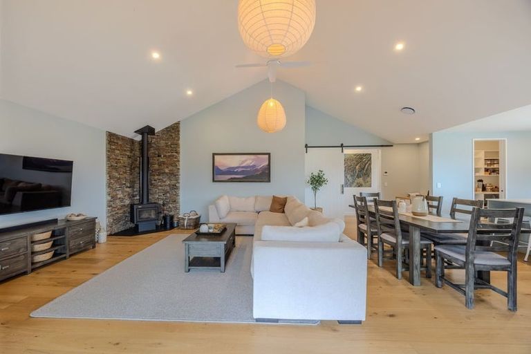 Photo of property in 7 Dingle Street, Lake Hawea, 9382