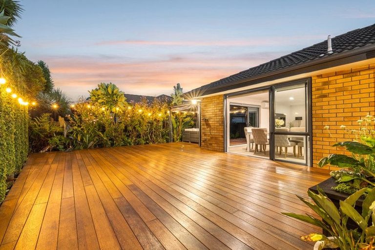 Photo of property in 82 Reynolds Road, Pukekohe, 2120