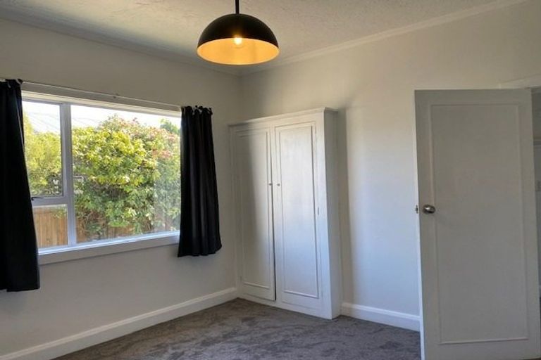 Photo of property in 22 Winters Road, Redwood, Christchurch, 8051