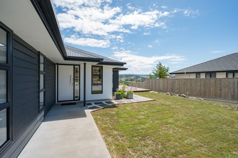 Photo of property in 30 Katania Heights, Brightwater, 7022