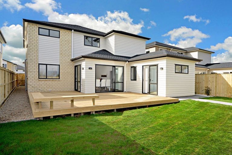 Photo of property in 3 Charlestown Drive, Flat Bush, Auckland, 2019