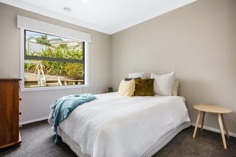 Photo of property in 6 Shoal Place, Whitby, Porirua, 5024