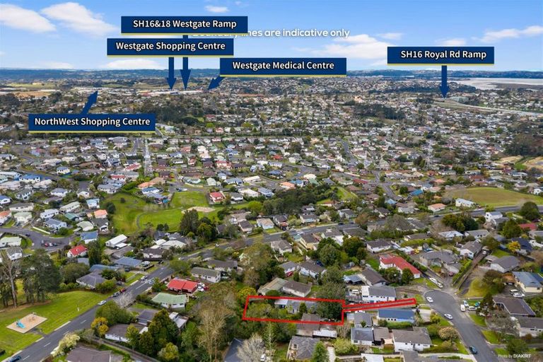 Photo of property in 28 Malmo Place, Massey, Auckland, 0614