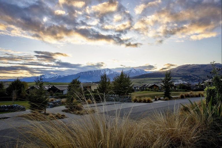 Photo of property in 17 Mcadam Drive, Jacks Point, Queenstown, 9371