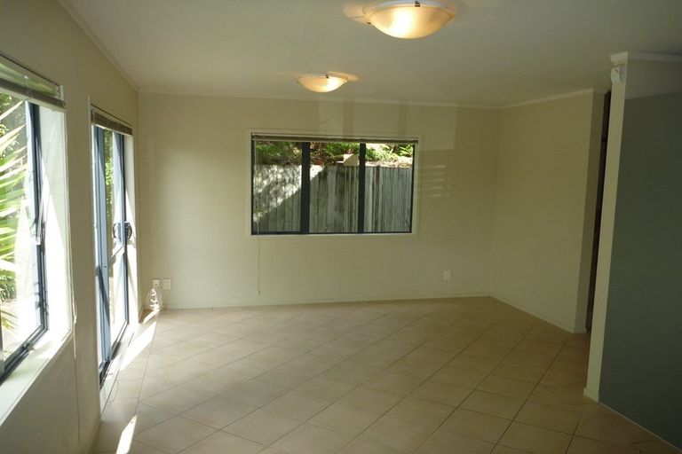 Photo of property in 14 Catrina Avenue, Birkenhead, Auckland, 0626