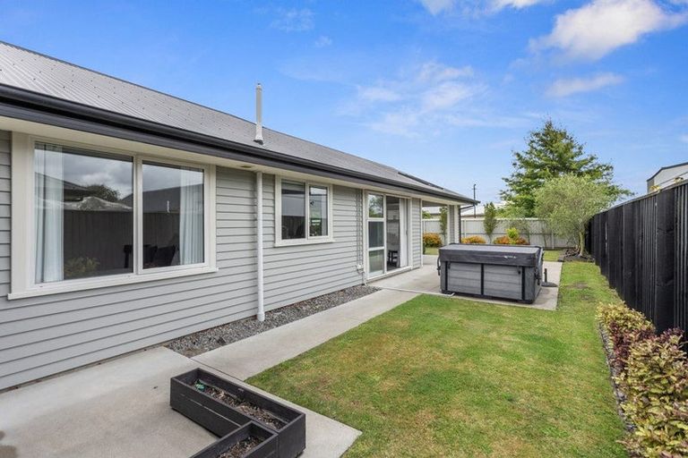 Photo of property in 1 Glenary Drive, Prebbleton, 7604