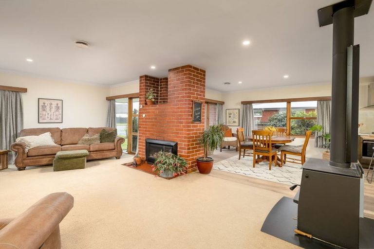 Photo of property in 7 Point Bush Road, Waimate, 7924