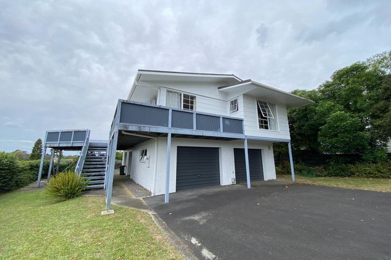 Photo of property in 11 Lachlan Drive, Dinsdale, Hamilton, 3204