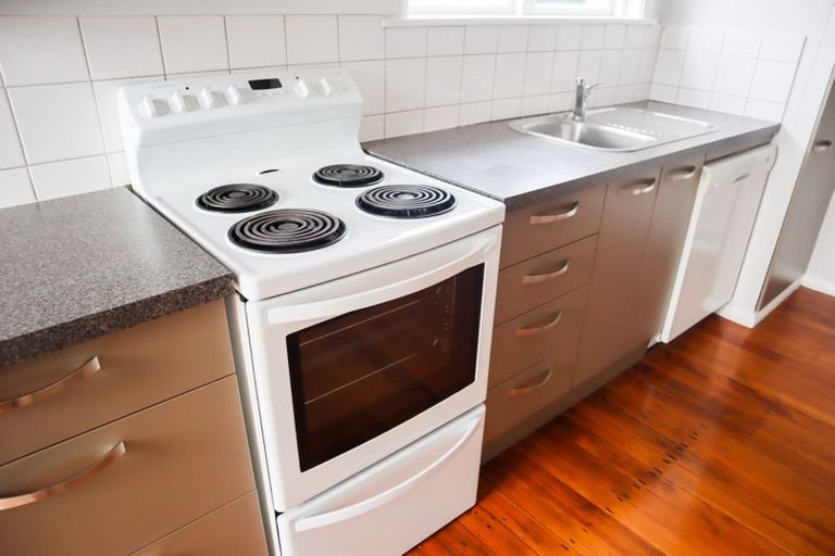 Photo of property in 11 Glynne Crescent, Spreydon, Christchurch, 8024