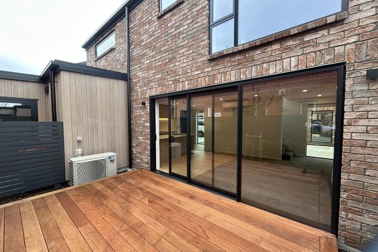 Photo of property in 2/58 Derby Street, St Albans, Christchurch, 8014