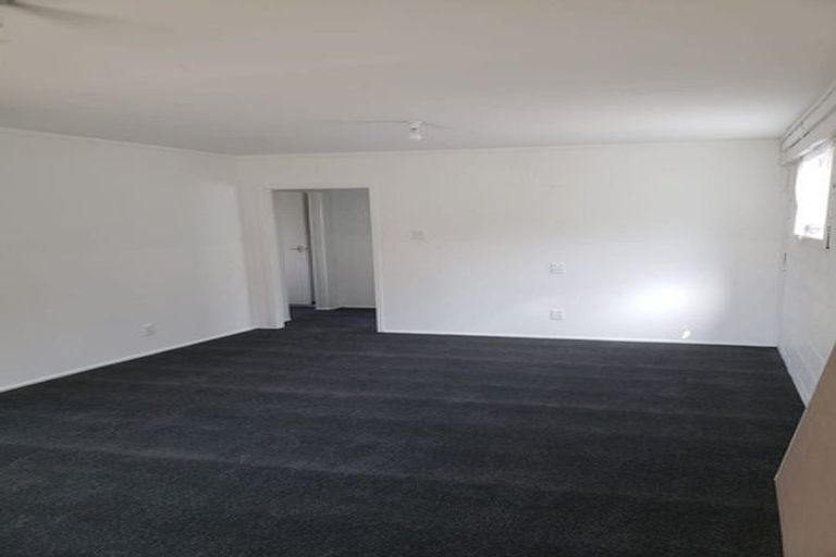 Photo of property in 1/23 Takanini Road, Takanini, 2112