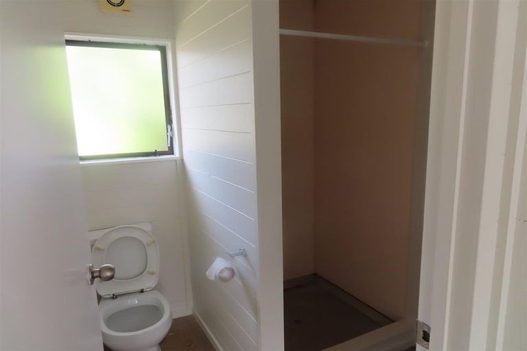 Photo of property in 187 Pigeon Mountain Road, Half Moon Bay, Auckland, 2012