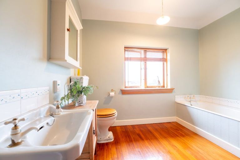 Photo of property in 46 Trafalgar Street, Maori Hill, Timaru, 7910