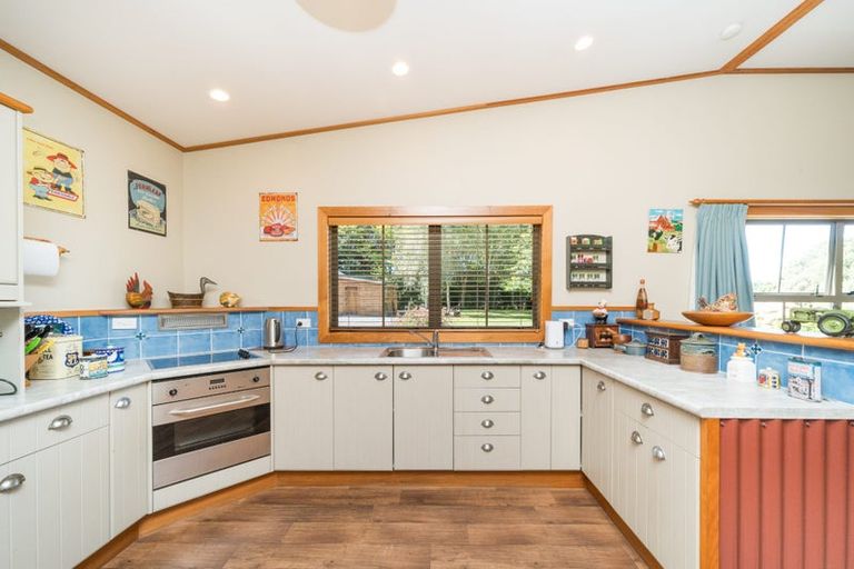 Photo of property in 414 Waitohi Road, Rongotea, Palmerston North, 4476
