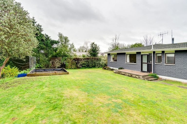 Photo of property in 36 James Cook Street, Havelock North, 4130