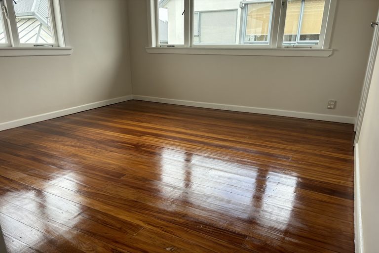 Photo of property in 34 Golf Road, New Lynn, Auckland, 0600