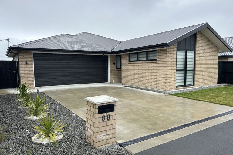 Photo of property in 88 Lady Isaac Drive, Rolleston, 7615