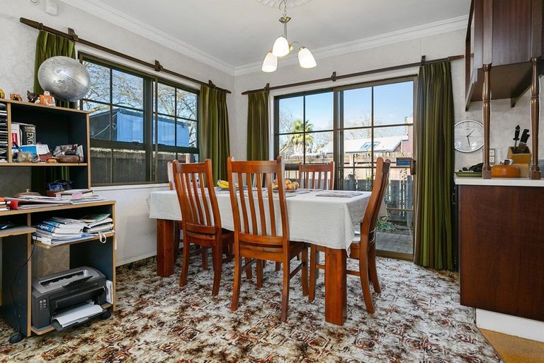 Photo of property in 16a Taylor Street, Cambridge, 3434