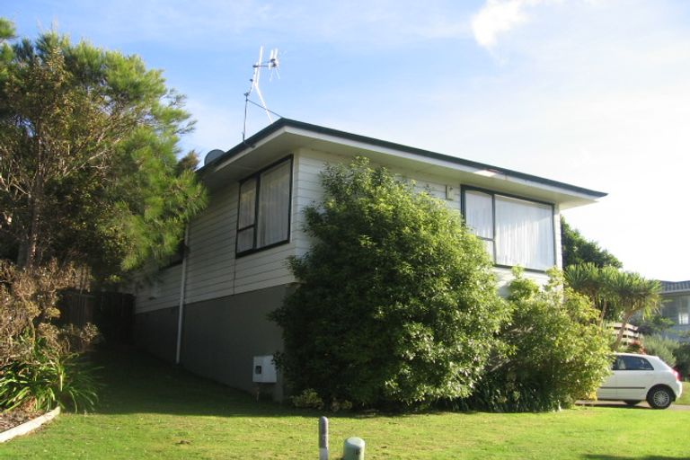 Photo of property in 46 Spinnaker Drive, Whitby, Porirua, 5024