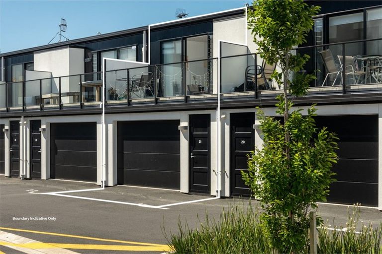 Photo of property in 21/22 Ashley Place, Papamoa Beach, Papamoa, 3118