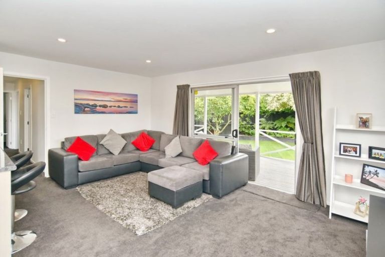 Photo of property in 65 Kuaka Crescent, Bromley, Christchurch, 8062