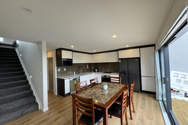 Photo of property in 309 Don Buck Road, Massey, Auckland, 0614