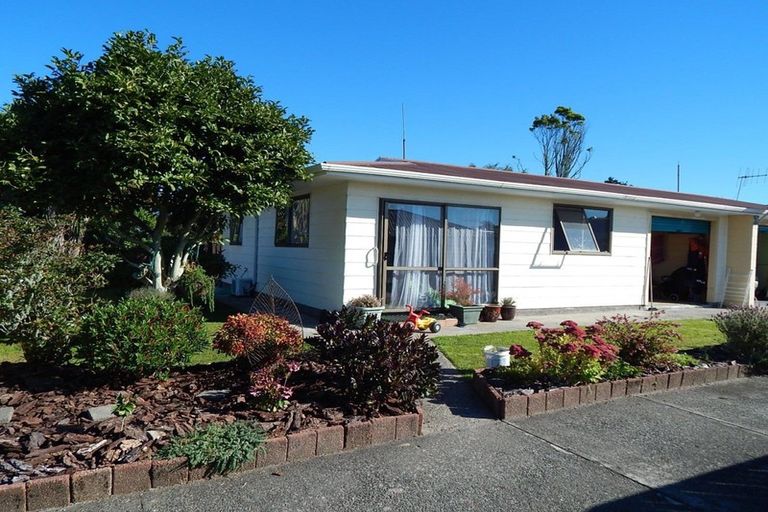 Photo of property in 158a Peel Street, Westport, 7825