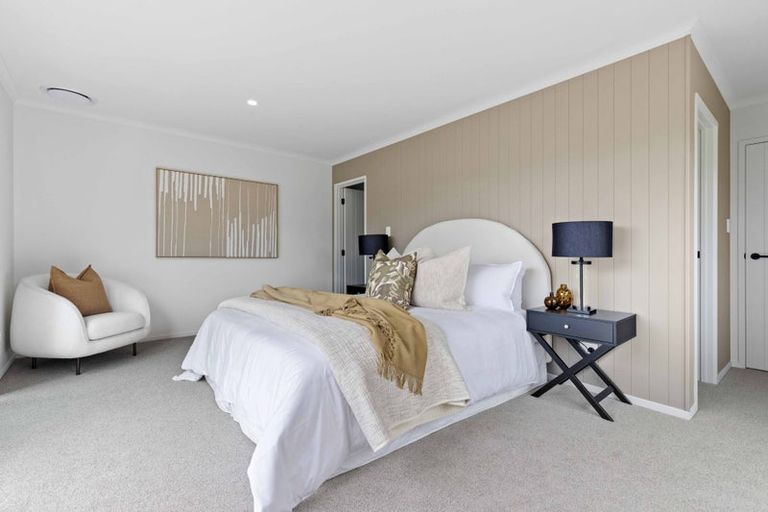 Photo of property in 27 Codlin Road, Waiuku, 2683