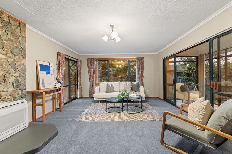 Photo of property in 17 Wyatt Place, Russley, Christchurch, 8042