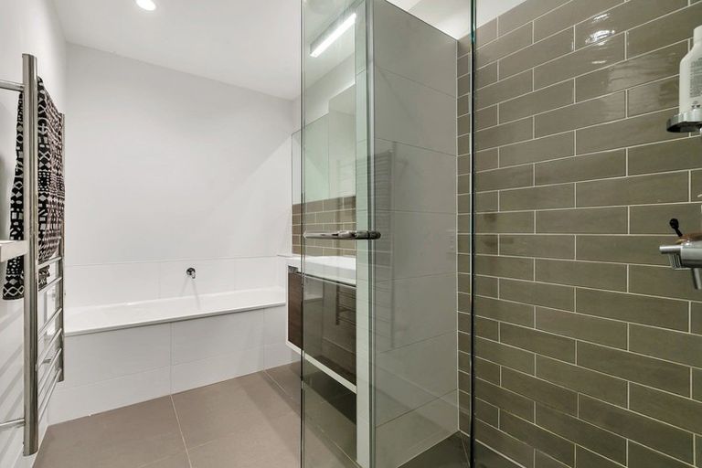 Photo of property in 4b Hastings Street, Hobsonville, Auckland, 0616