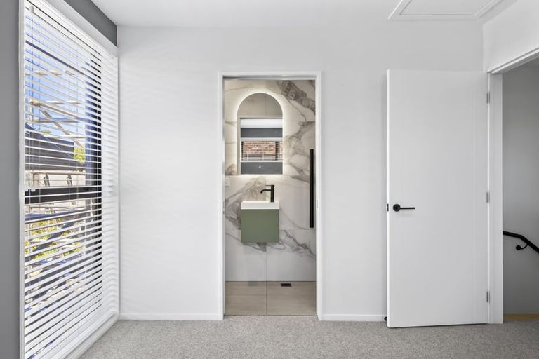 Photo of property in 3/92 Tennyson Street, Sydenham, Christchurch, 8023