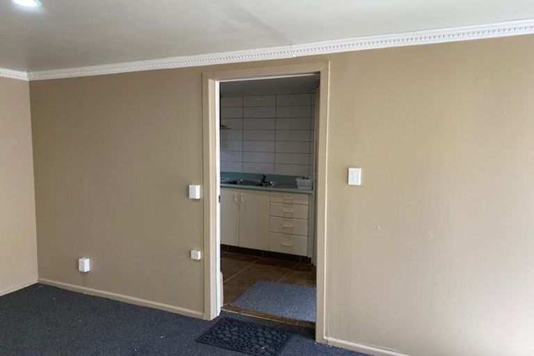 Photo of property in 16 Milich Terrace, Te Atatu South, Auckland, 0610