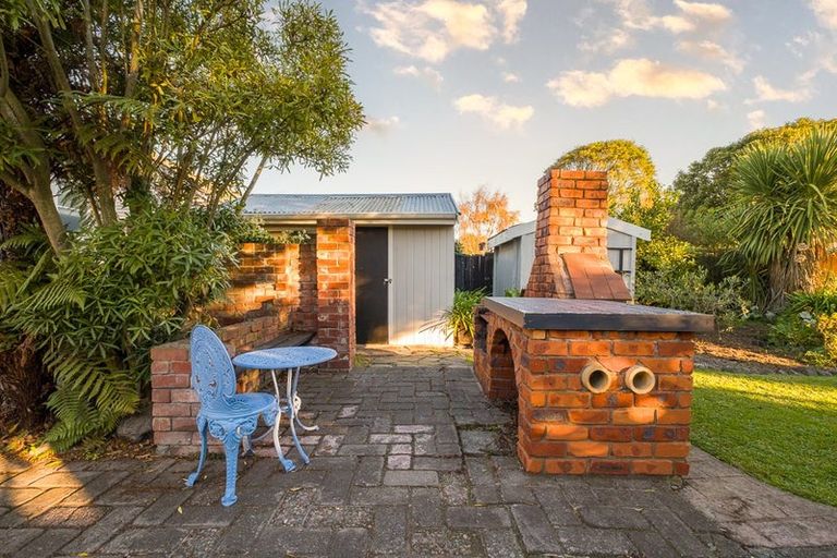 Photo of property in 7 Braemar Place, Avonside, Christchurch, 8061
