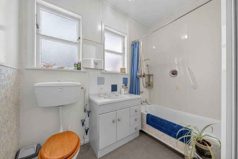Photo of property in 21 Stanly Street, Eketahuna, 4900