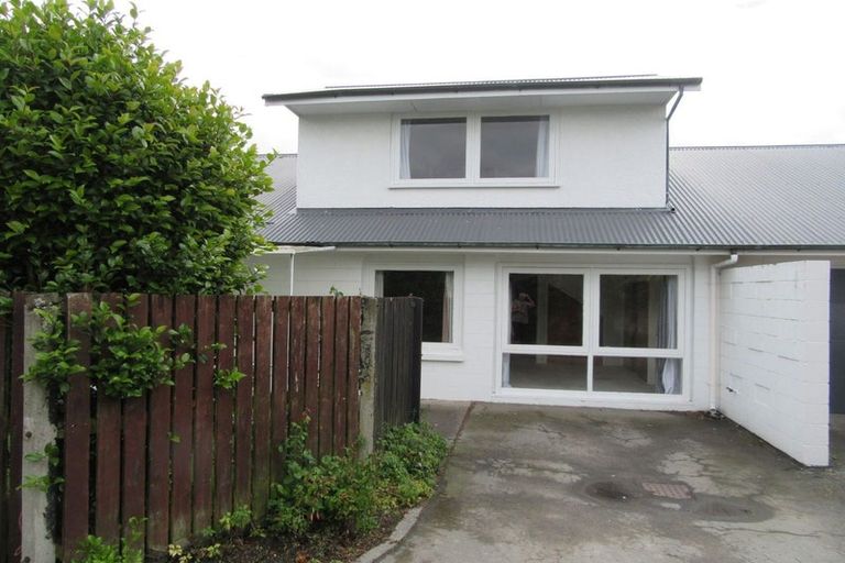 Photo of property in 96 Hinau Street, Riccarton, Christchurch, 8041
