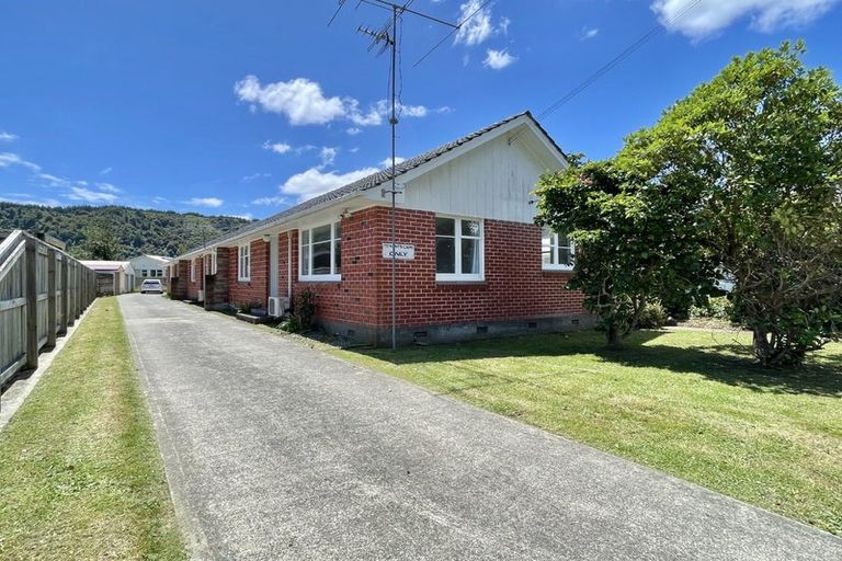 Photo of property in 5 Ruahine Street, Trentham, Upper Hutt, 5018