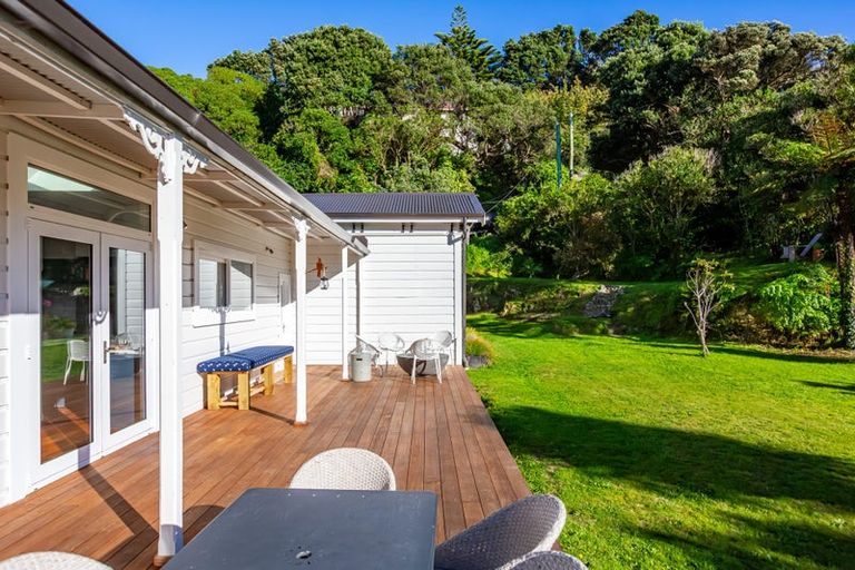 Photo of property in 21 Priscilla Crescent, Mornington, Wellington, 6021