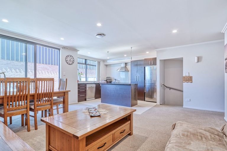 Photo of property in 35/182 Flat Bush School Road, Flat Bush, Auckland, 2019