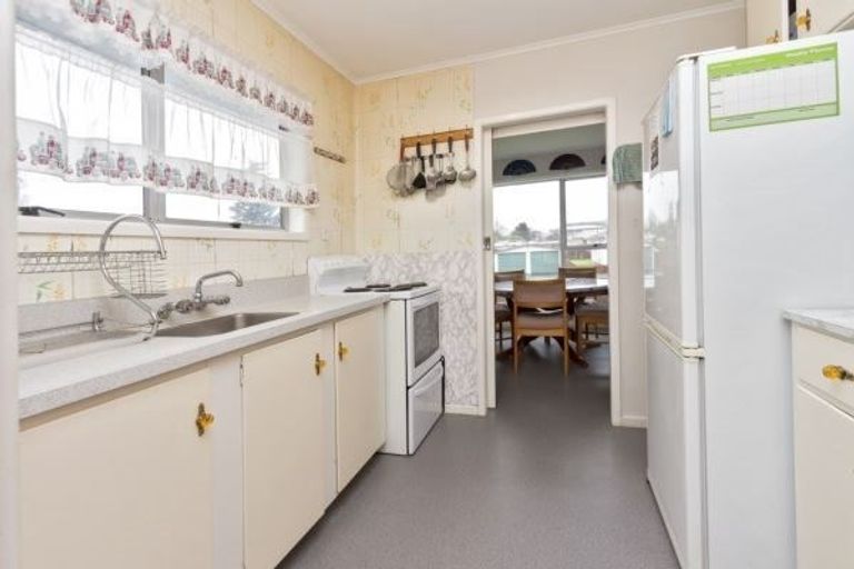 Photo of property in 34 Mascot Avenue, Mangere, Auckland, 2022