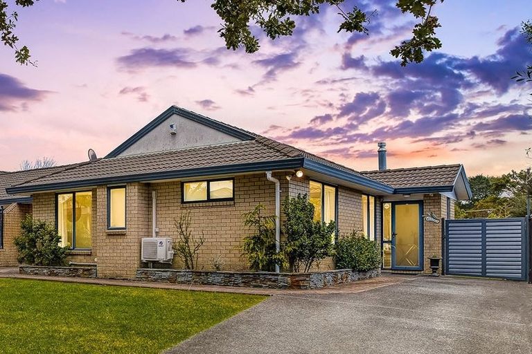 Photo of property in 8 Clover Drive, Henderson, Auckland, 0610